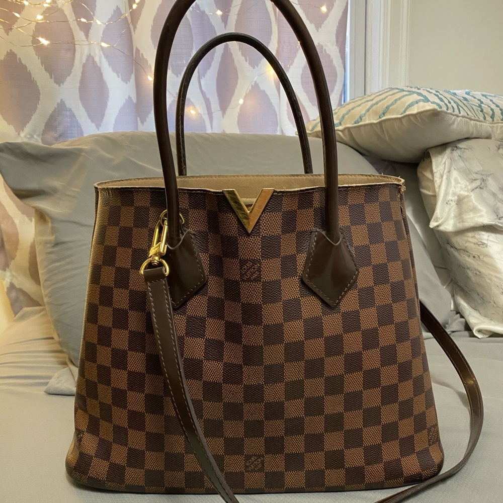 Authentic Louis Vuitton Kensington